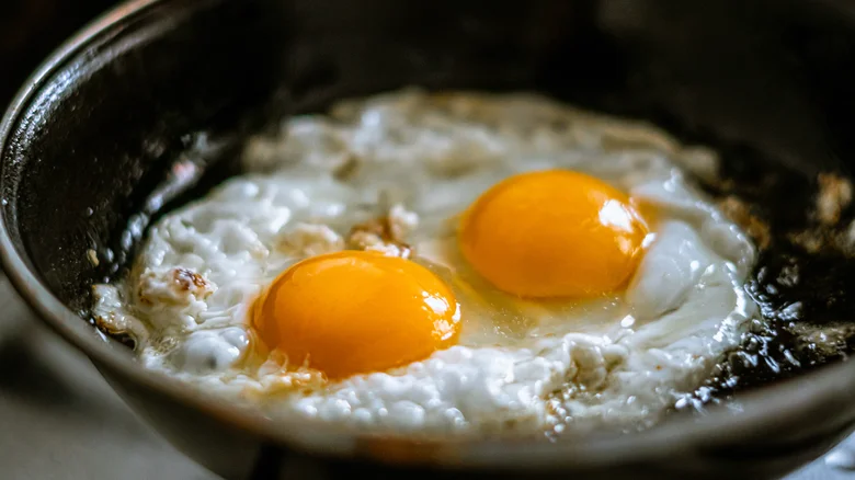 Desayunar dos huevos más saludable que desayunar avena: estudio